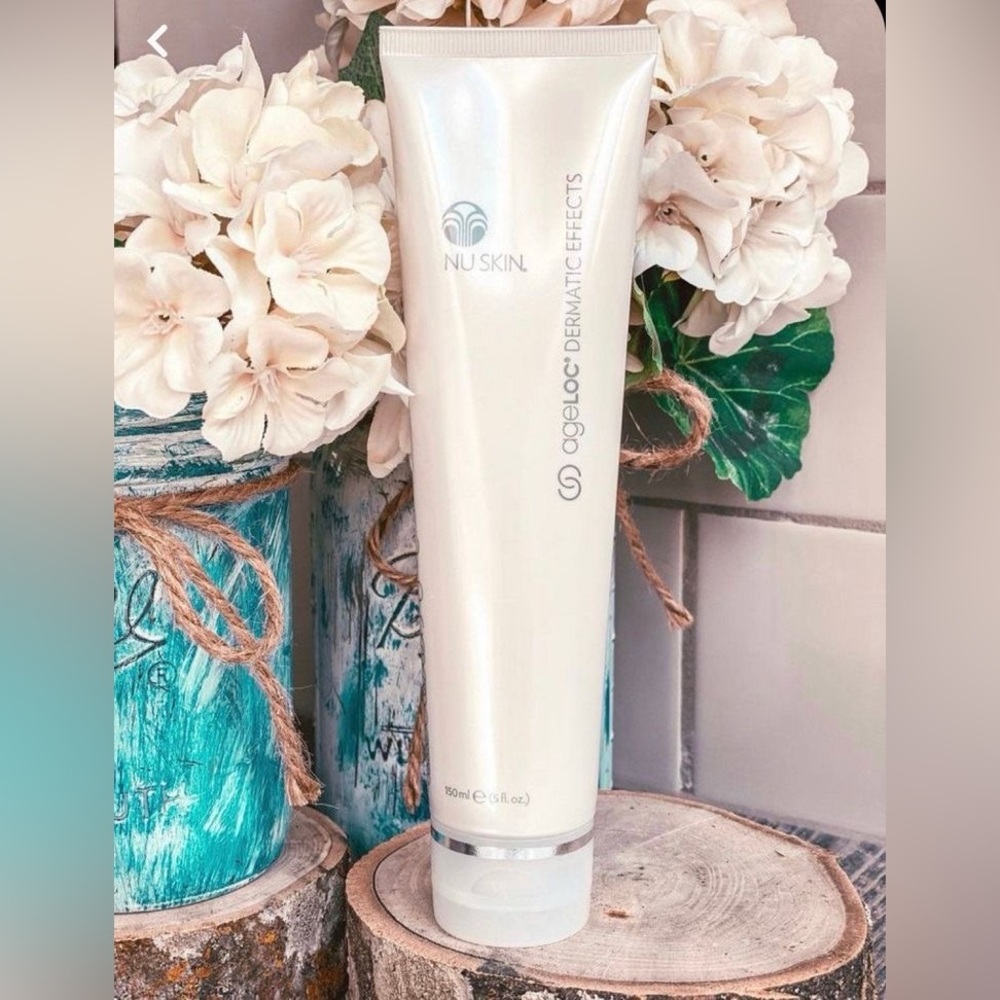 Nu Skin Dermatic Effects cellulite firming cream - Picture 14 of 16